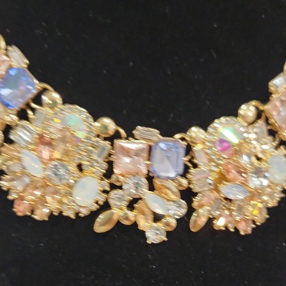 💎🔹️Piper K🔹️  Floral Rhinestone Statement Cluster Glass Stones  Necklace ✨️💎 - Picture 7 of 11